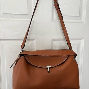 Carmel colored T-Lock Bag